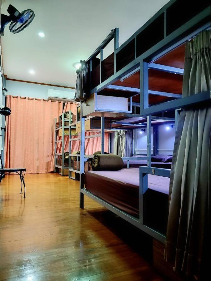 T2B Hostel Chiang Mai Exterior foto